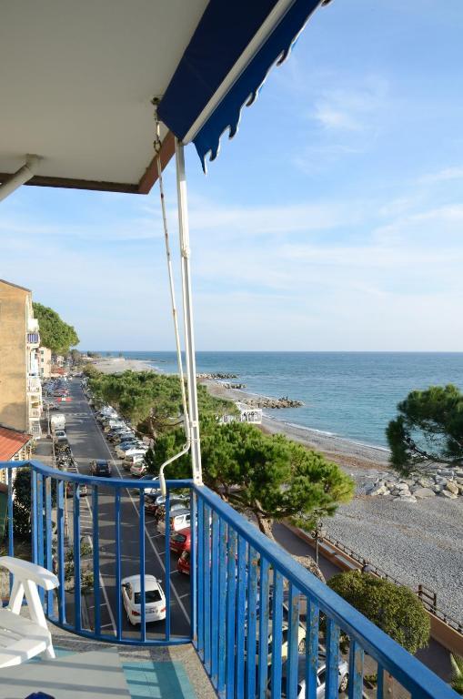 Residence Costa Templada Ventimiglia Phòng bức ảnh